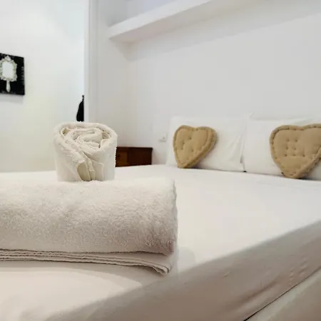Eroi Apartment *